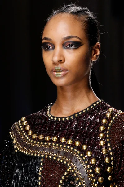 Look 25